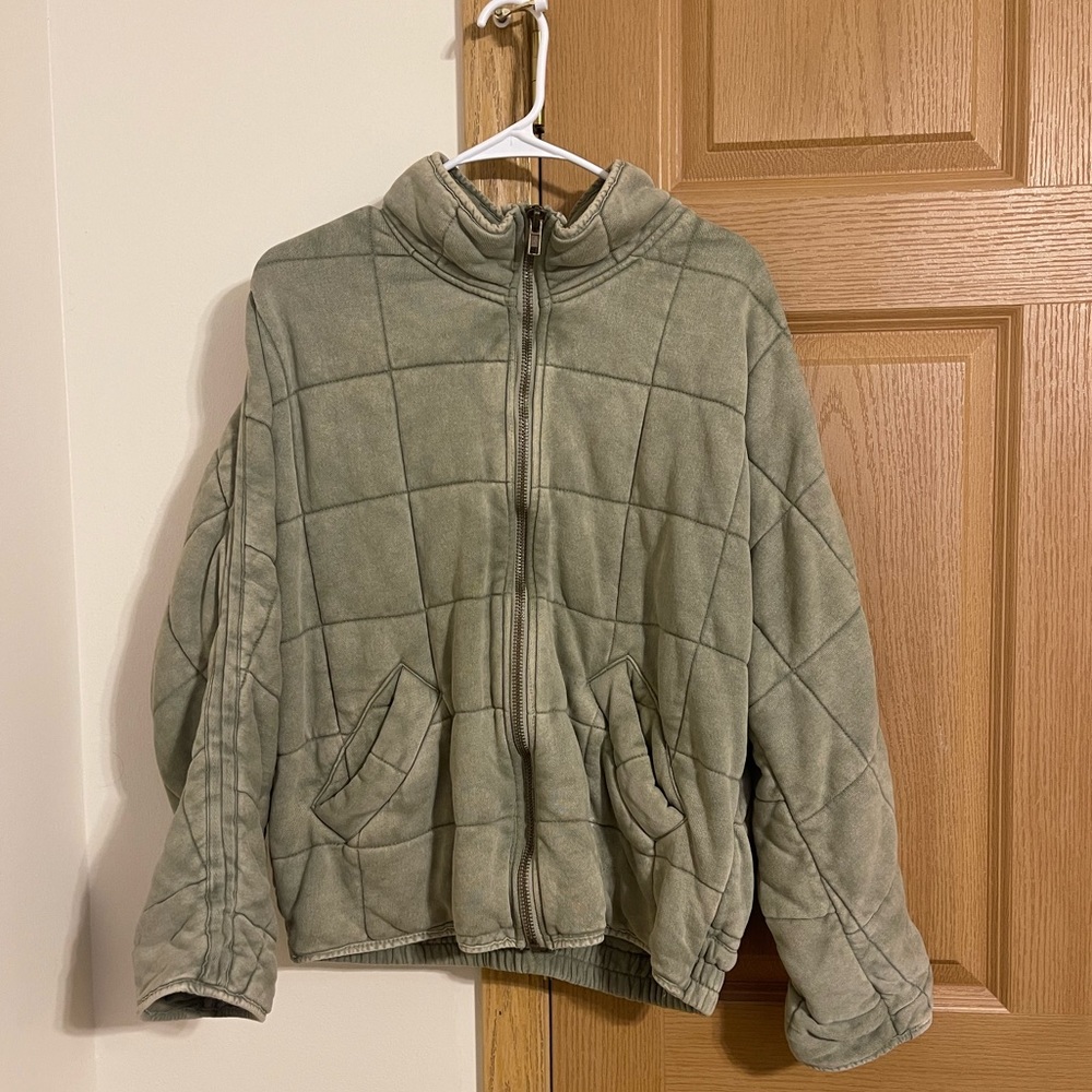 Free People Small Dolman Quilted jacket in olive green